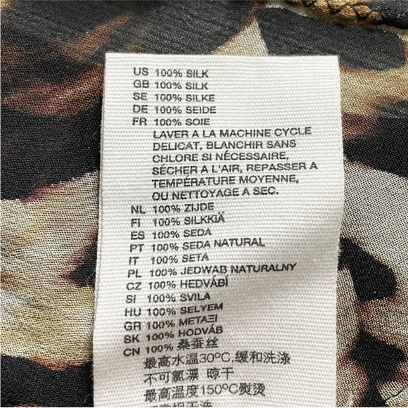 Roberto Cavalli X H&M 100% Silk Off Shoulder
Sheer Ruffle Leopard Print Dress - Picture 9 of 12